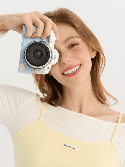 Pashari Cinnamoroll Blue Genuine Leather Camera Case for Canon R50